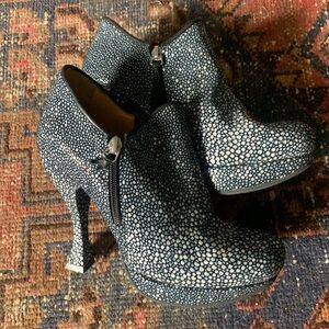Fluevog sz 8 heels